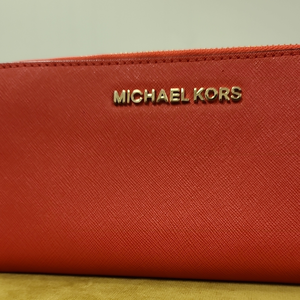 Michael Kors Scarlet Pouch with Gold Logo